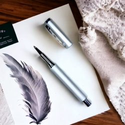 Ручка кулькова "Enchanted Quill " срібна