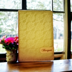 Тижневник А5 "Elegance Diary" недатований 21см * 14см.