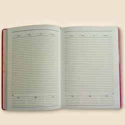 Тижневник А5 "Enchanted Pages" недатований розмір 21см * 14см.